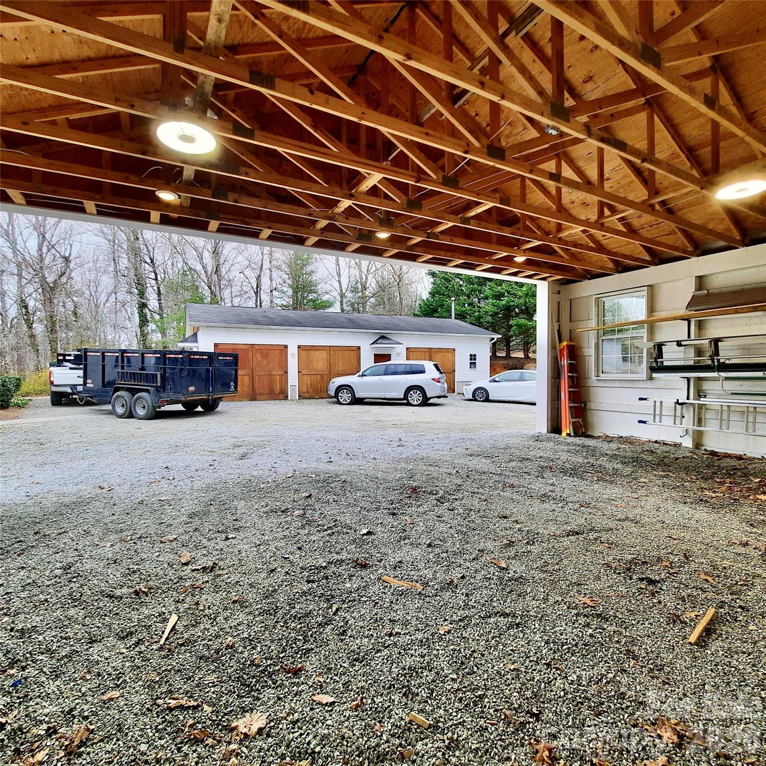 119 Grant Lane Saluda NC 28773