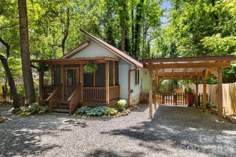 477 Governors View Road Asheville NC 28805