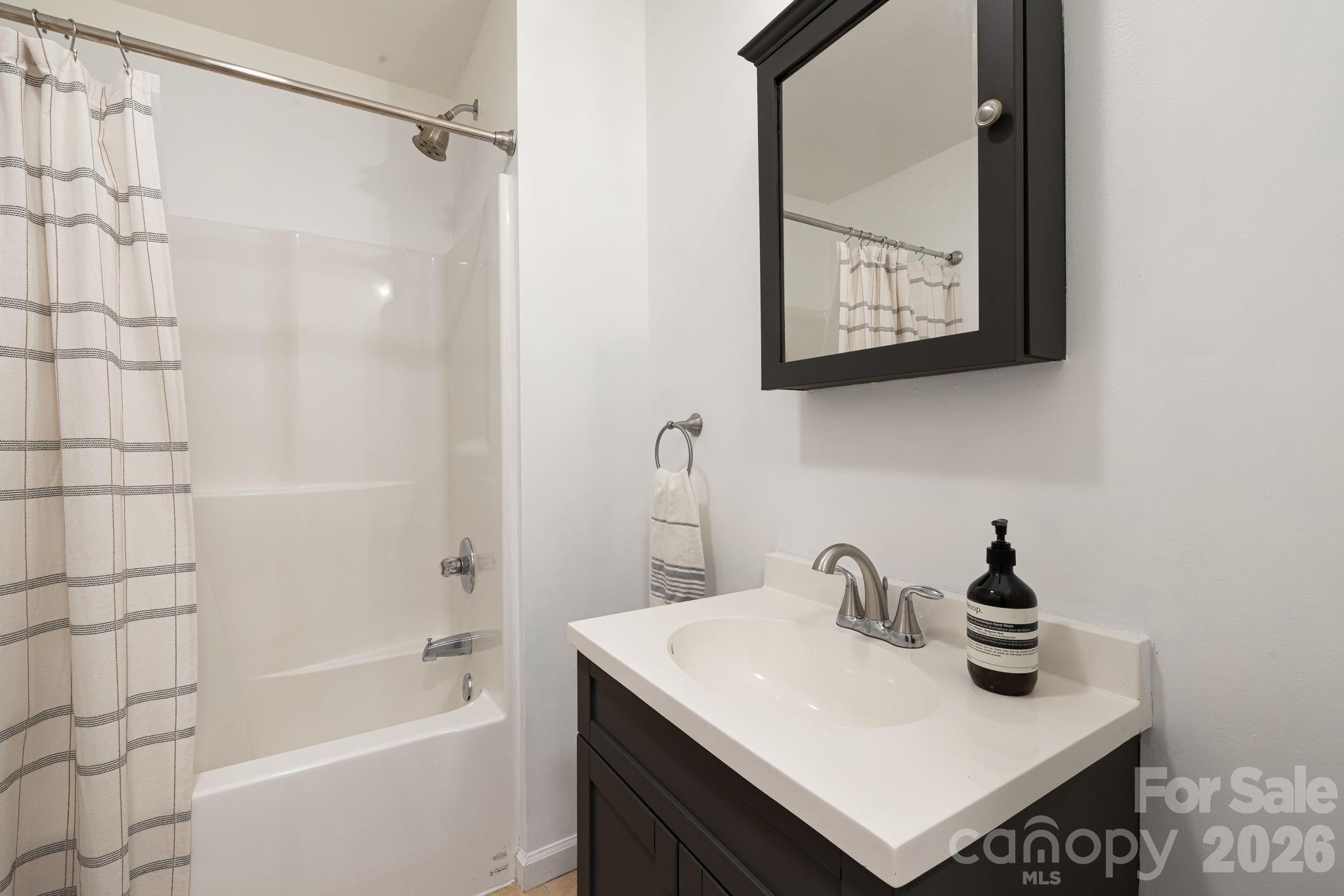 477 Governors View Road Asheville NC 28805