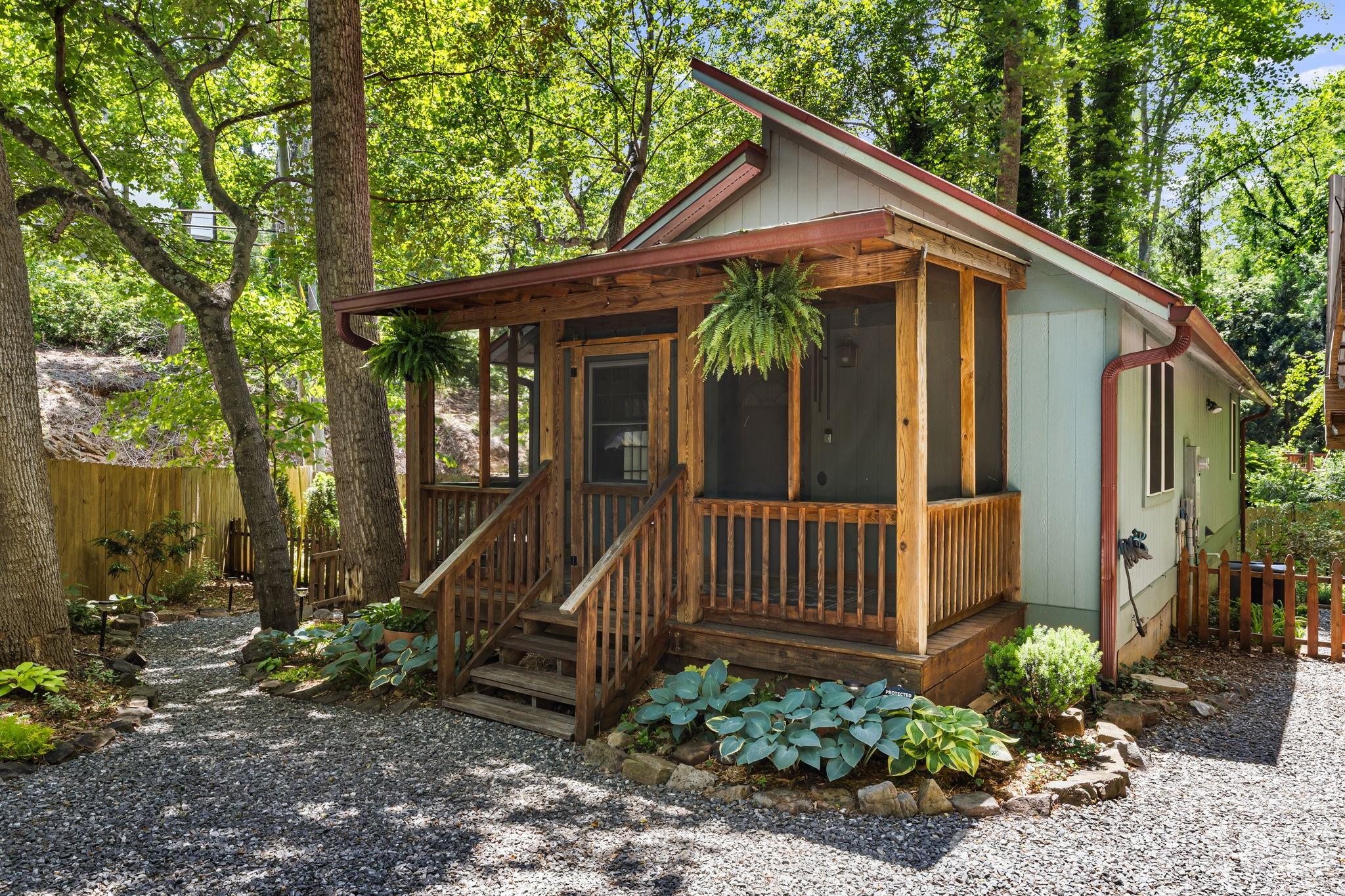 477 Governors View Road Asheville NC 28805