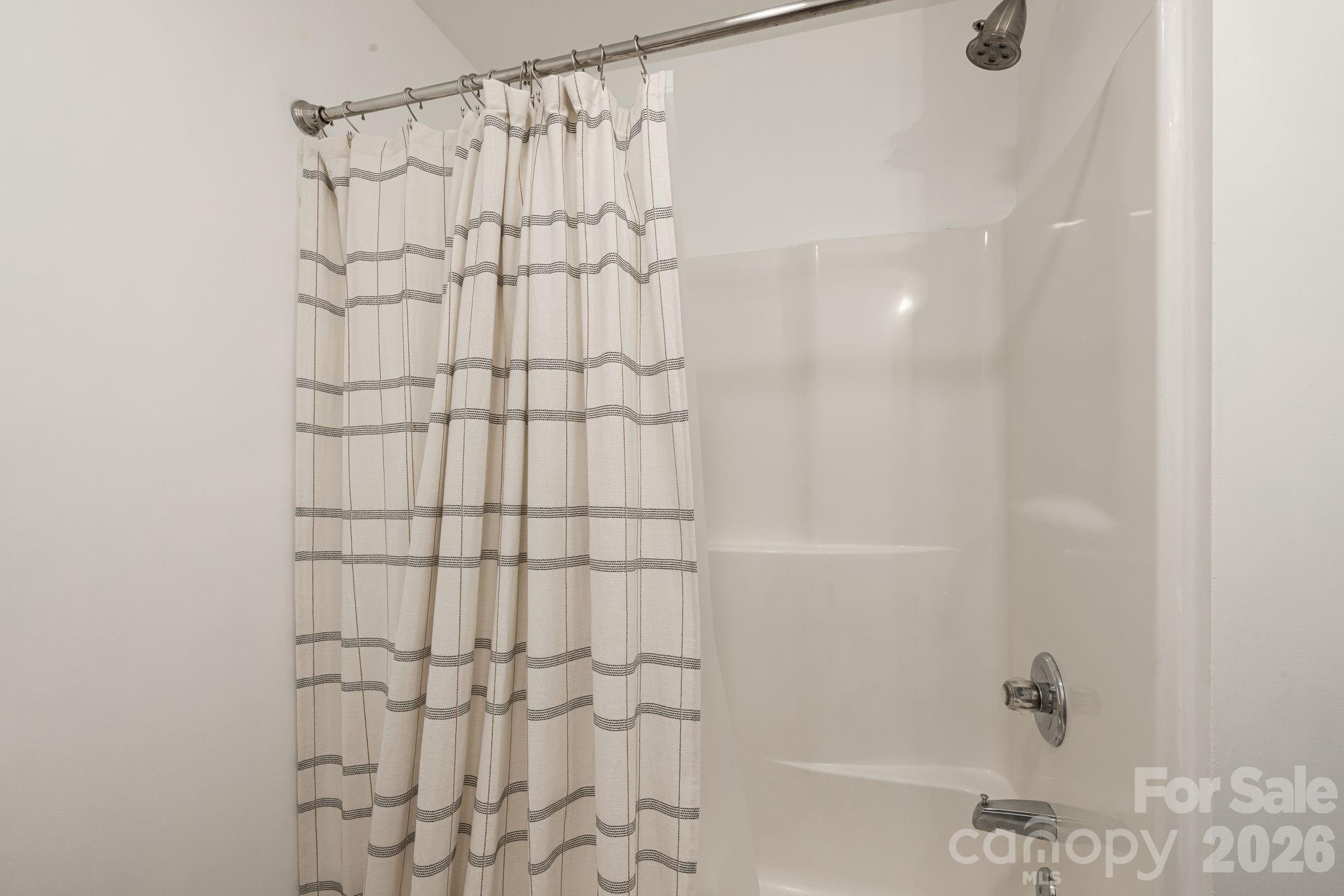 477 Governors View Road Asheville NC 28805