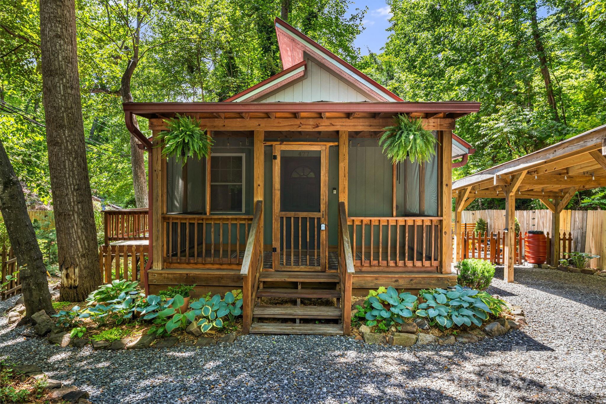 477 Governors View Road Asheville NC 28805
