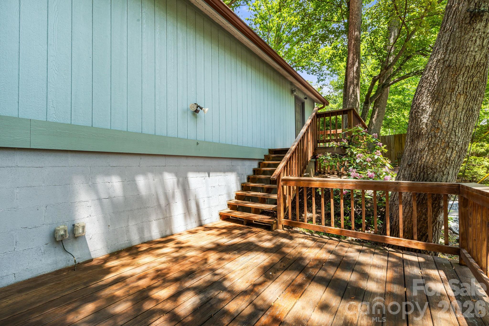 477 Governors View Road Asheville NC 28805