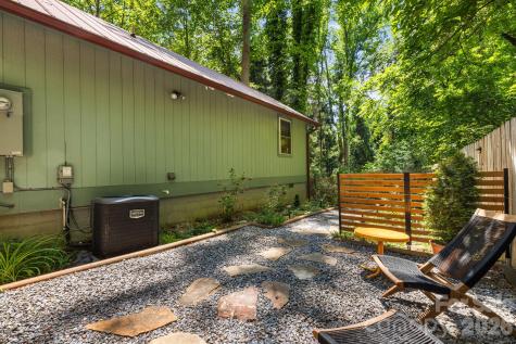 477 Governors View Road Asheville NC 28805