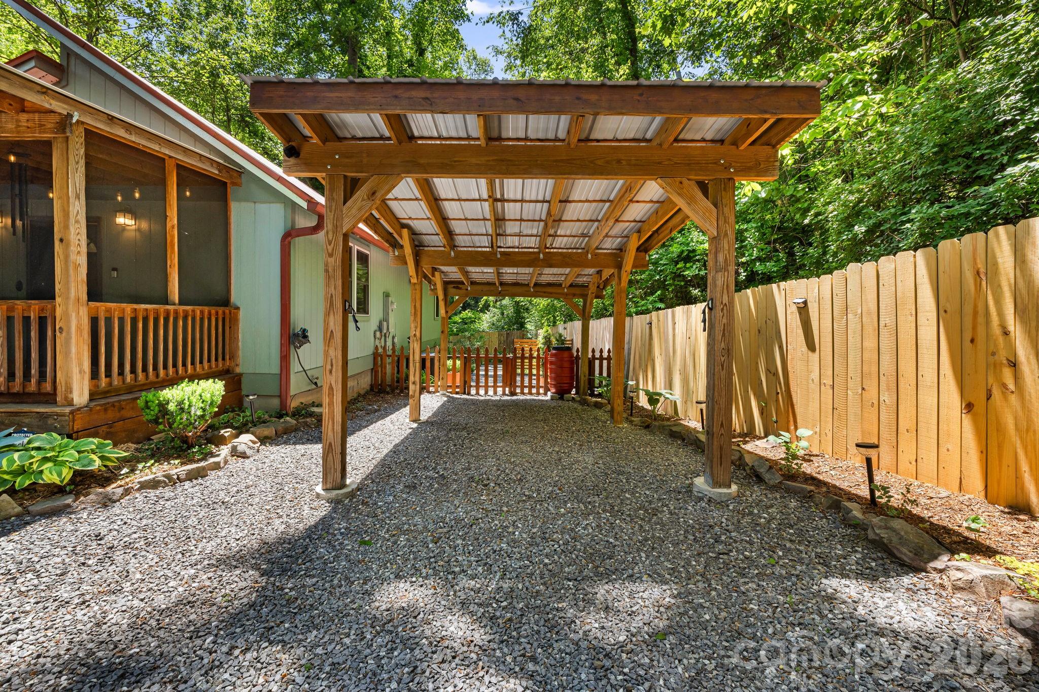 477 Governors View Road Asheville NC 28805