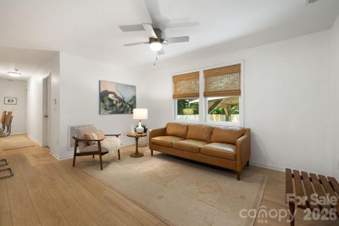 477 Governors View Road Asheville NC 28805