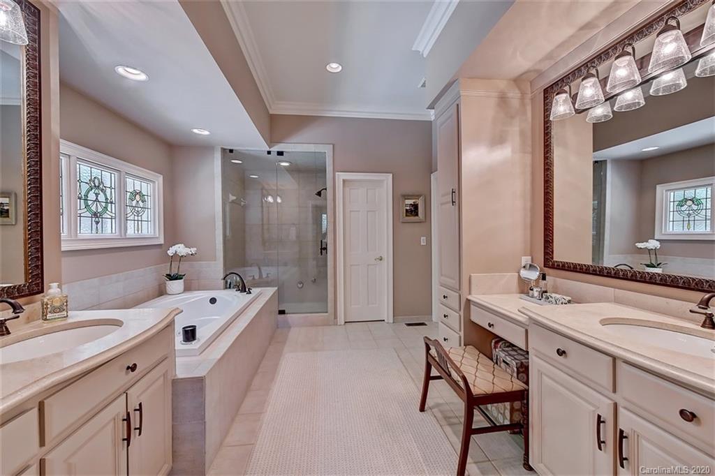 3912 Amyington Drive Charlotte NC 28226