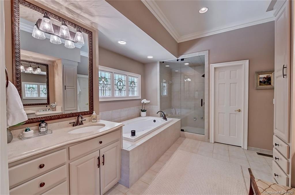 3912 Amyington Drive Charlotte NC 28226