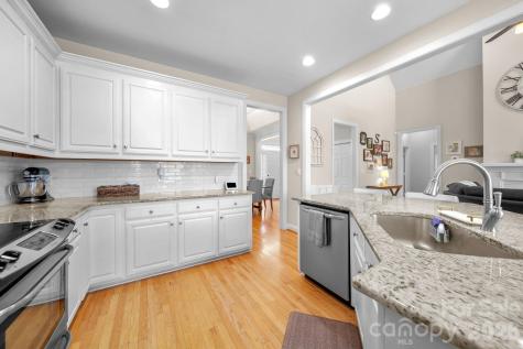 2318 Cardinal Ridge Lane Wingate NC 28174