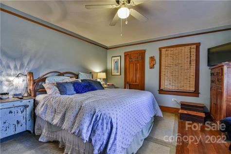 103 Third Street Black Mountain NC 28711