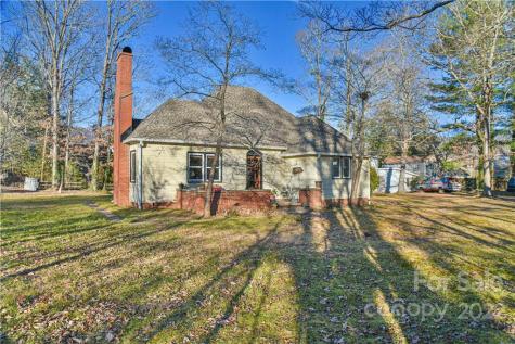 103 Third Street Black Mountain NC 28711