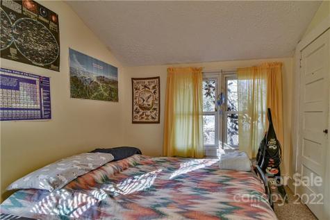 103 Third Street Black Mountain NC 28711