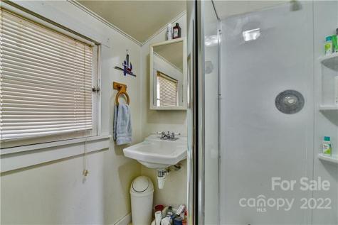 103 Third Street Black Mountain NC 28711