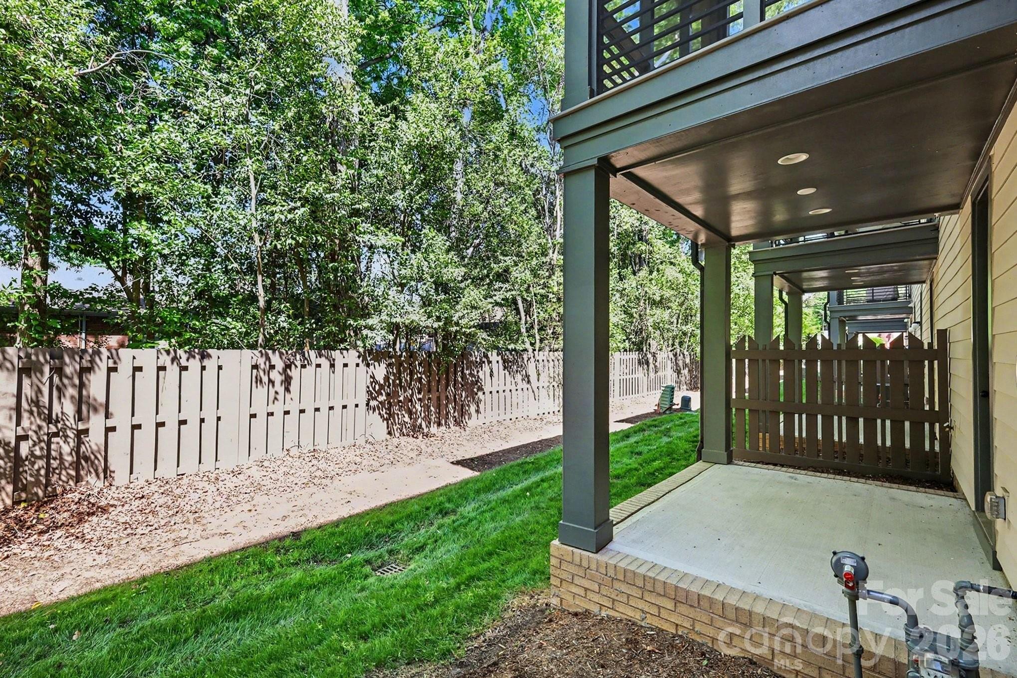 816 Madison Glen Lane Charlotte NC 28209