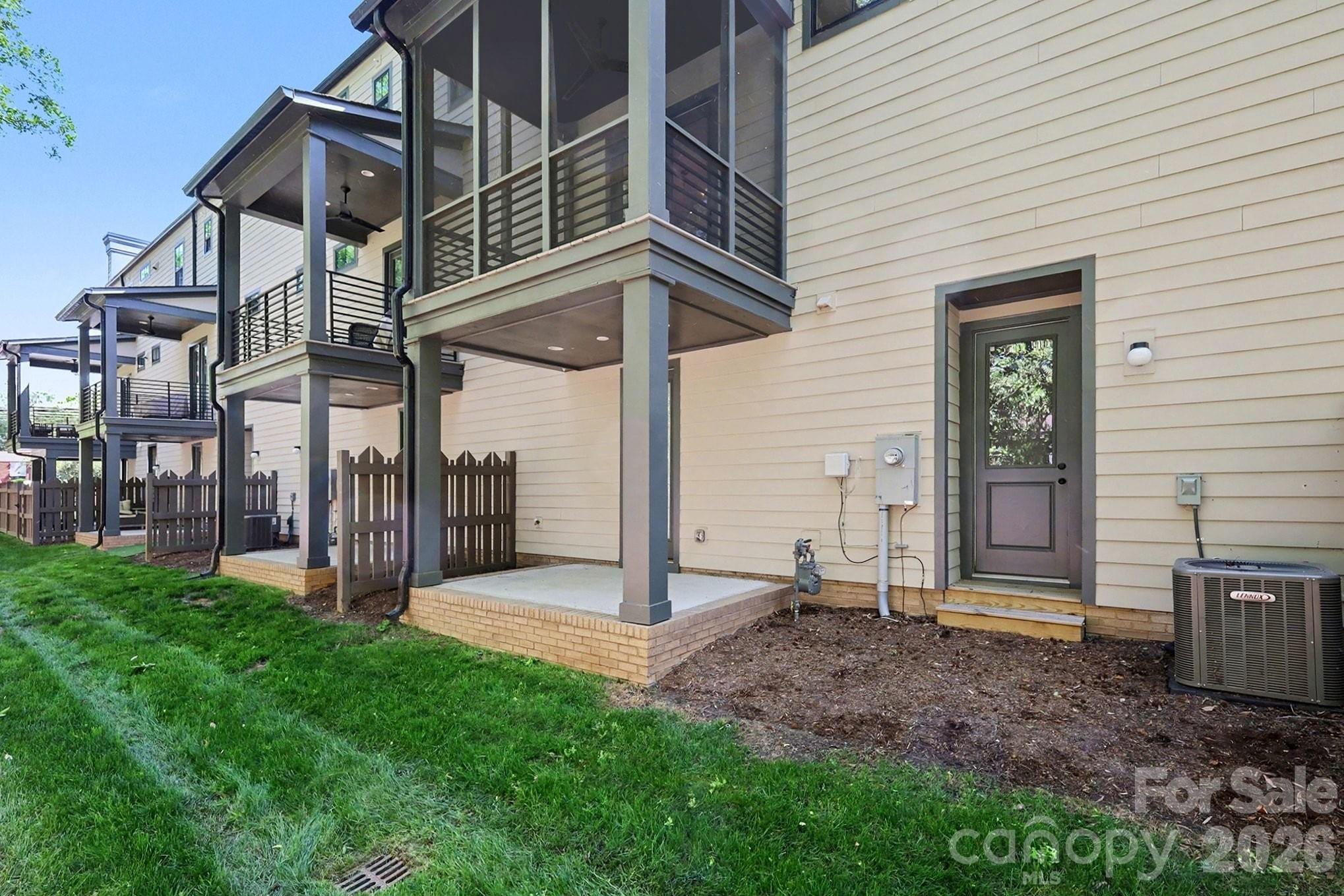 816 Madison Glen Lane Charlotte NC 28209
