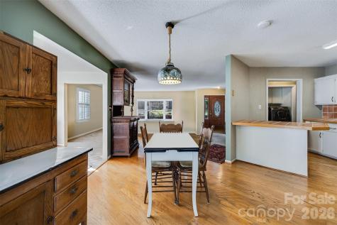 188 Oak Forest Circle Gaffney SC 29341