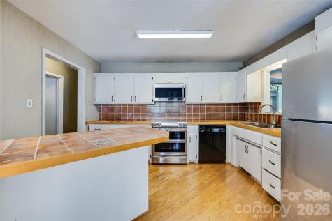 188 Oak Forest Circle Gaffney SC 29341