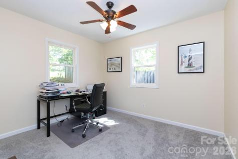 40 Wagon Road Asheville NC 28805