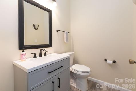 40 Wagon Road Asheville NC 28805