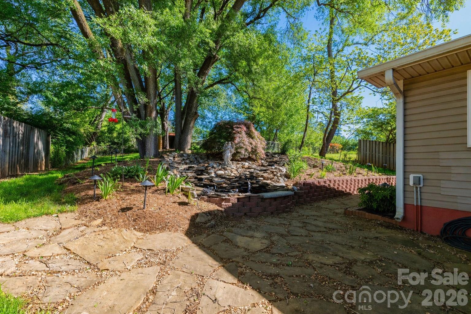 40 Wagon Road Asheville NC 28805