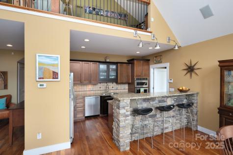 130 Black Oak Drive Asheville NC 28804