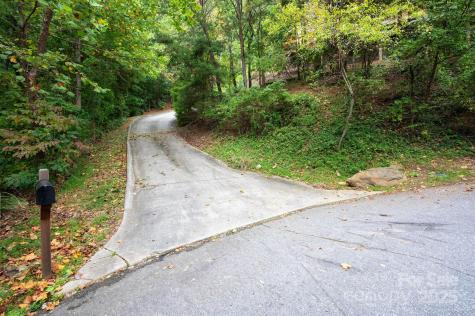 130 Black Oak Drive Asheville NC 28804