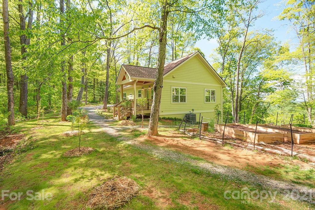 6 Smokey Road Asheville NC 28803