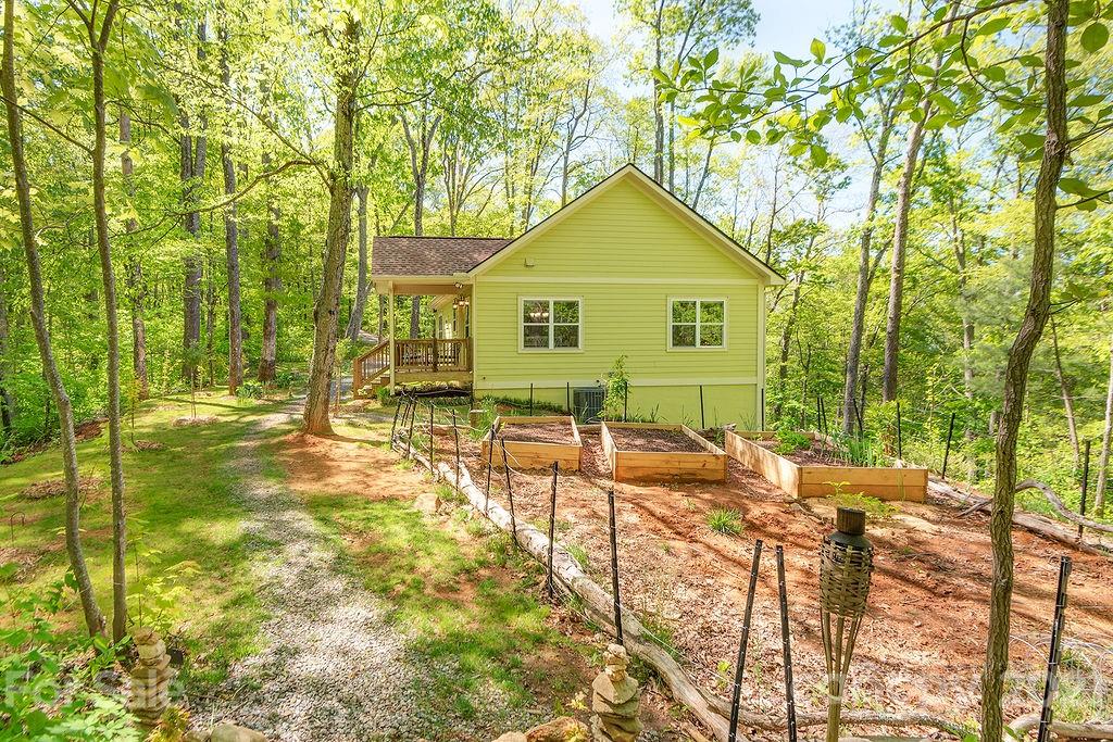 6 Smokey Road Asheville NC 28803