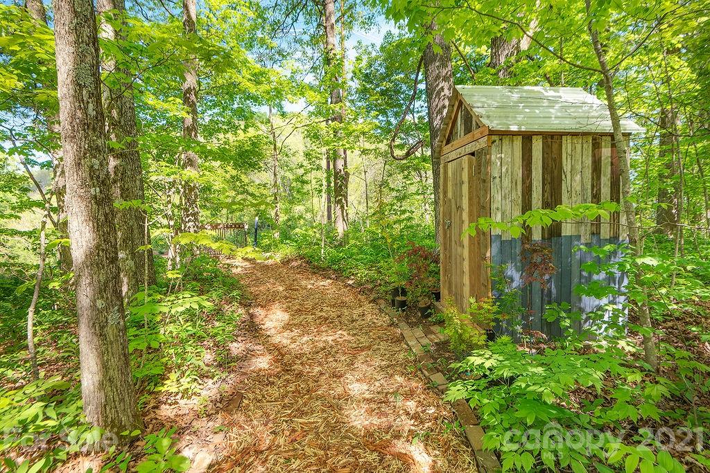 6 Smokey Road Asheville NC 28803