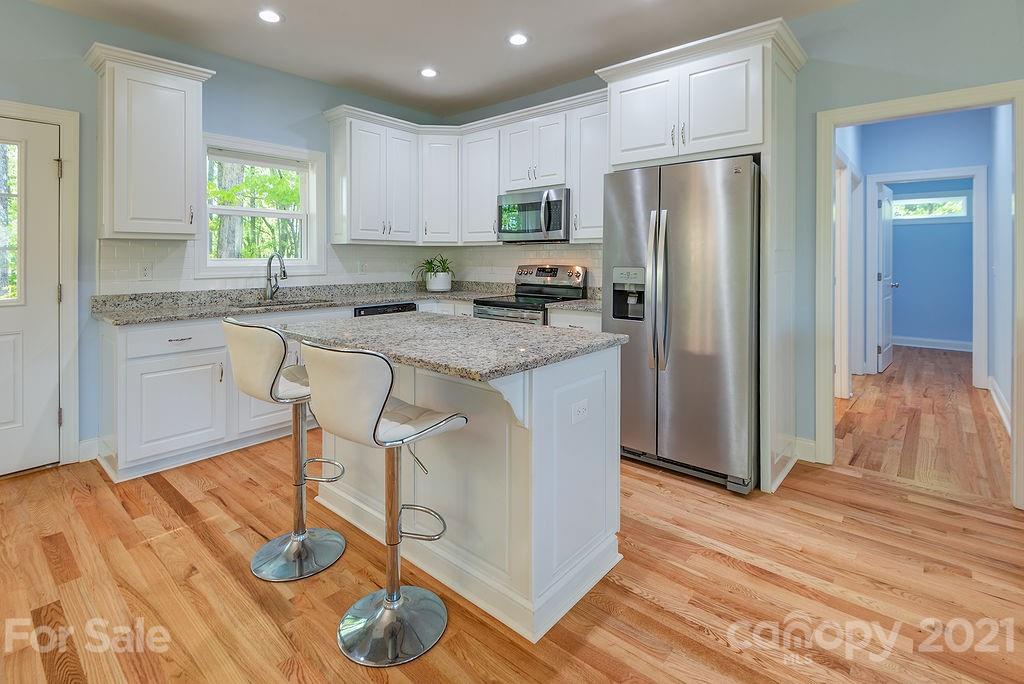 6 Smokey Road Asheville NC 28803