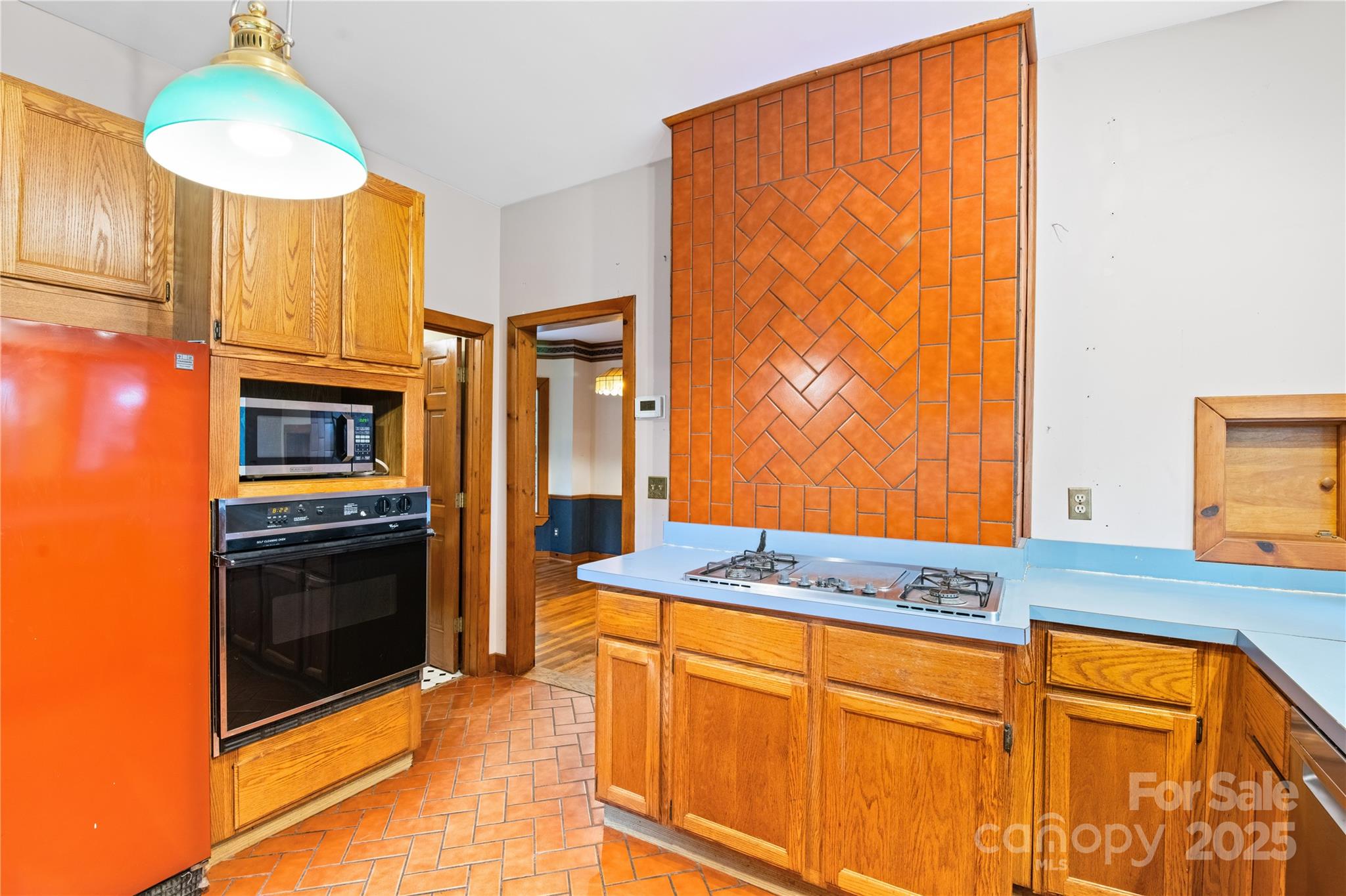 32 Delano Road Asheville NC 28805