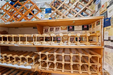 32 Delano Road Asheville NC 28805