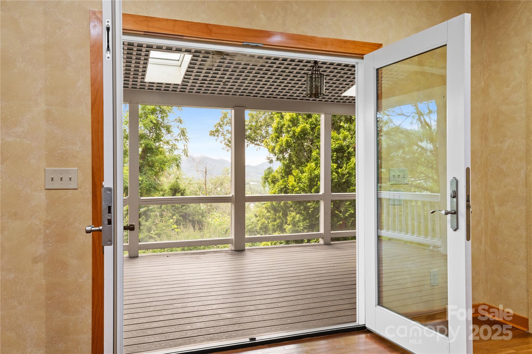 32 Delano Road Asheville NC 28805