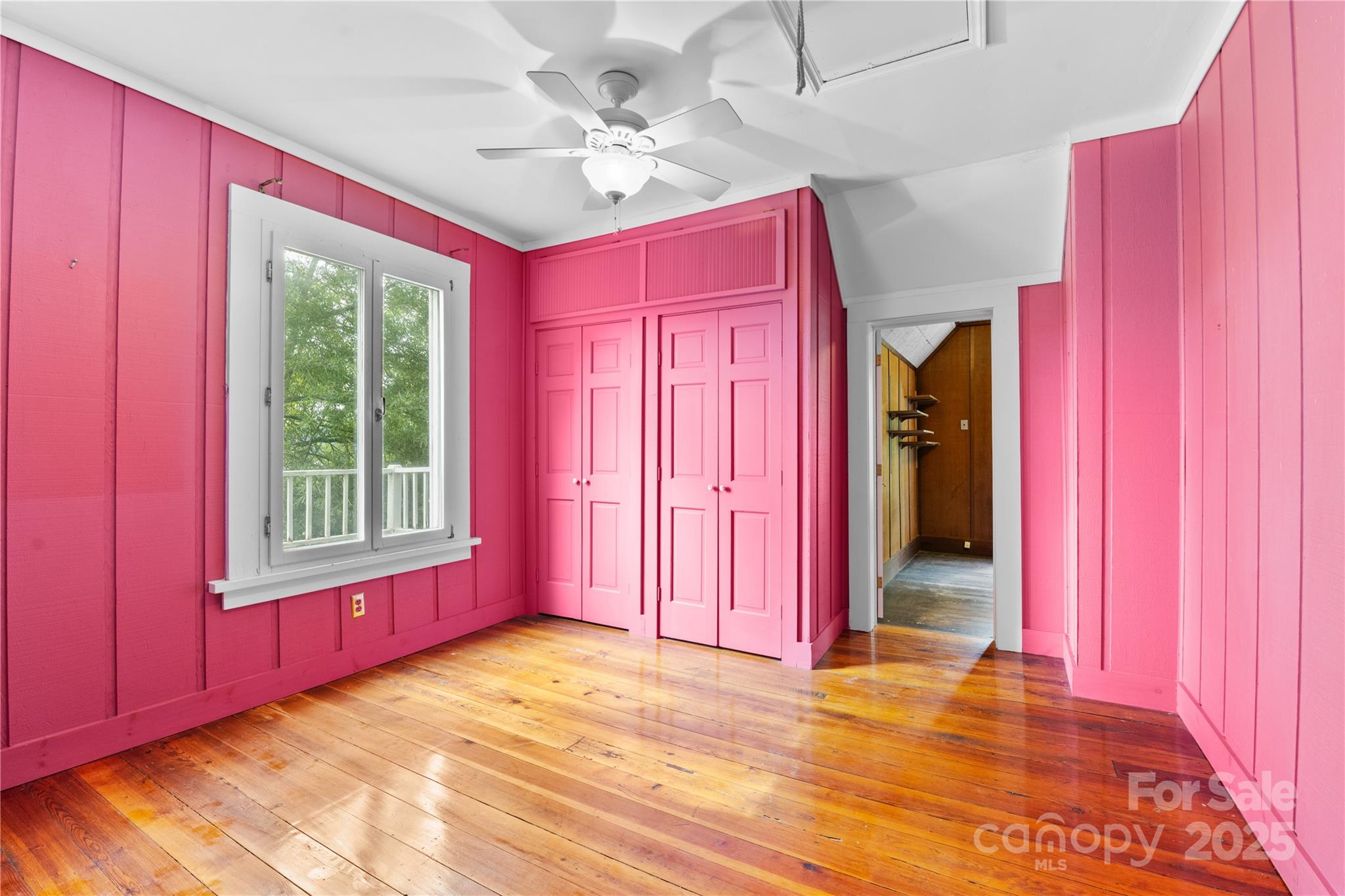 32 Delano Road Asheville NC 28805