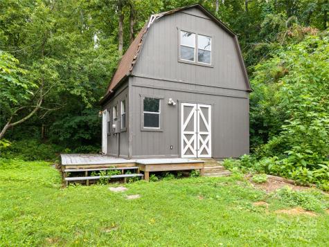 32 Delano Road Asheville NC 28805