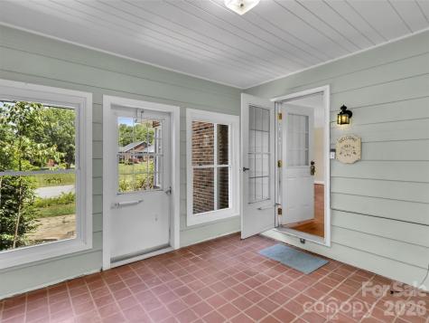 17 Hickory View Lane Canton NC 28716