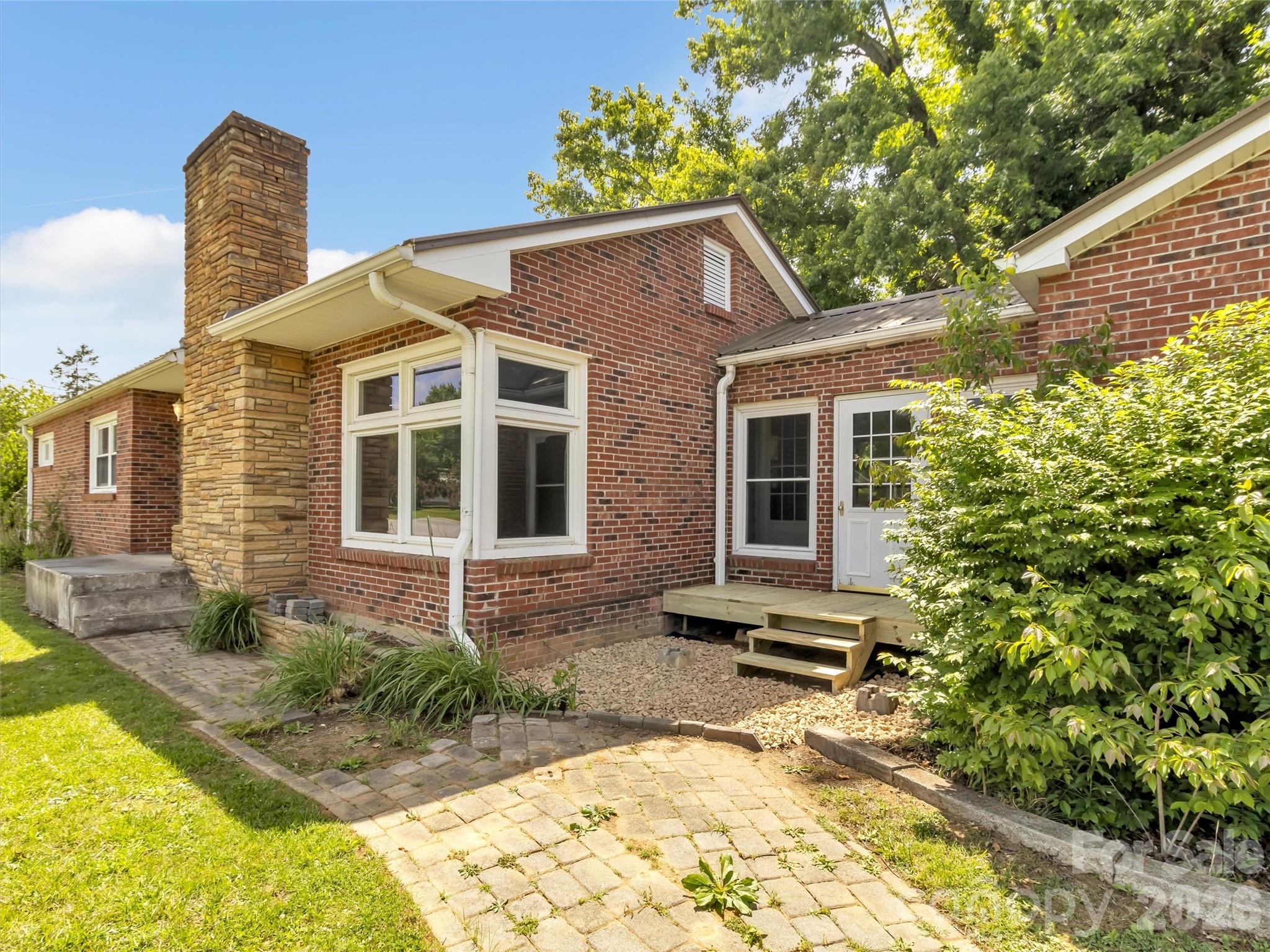 17 Hickory View Lane Canton NC 28716