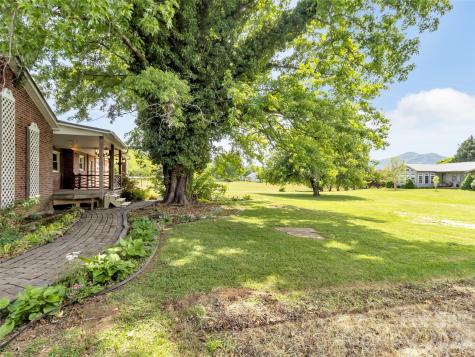 17 Hickory View Lane Canton NC 28716