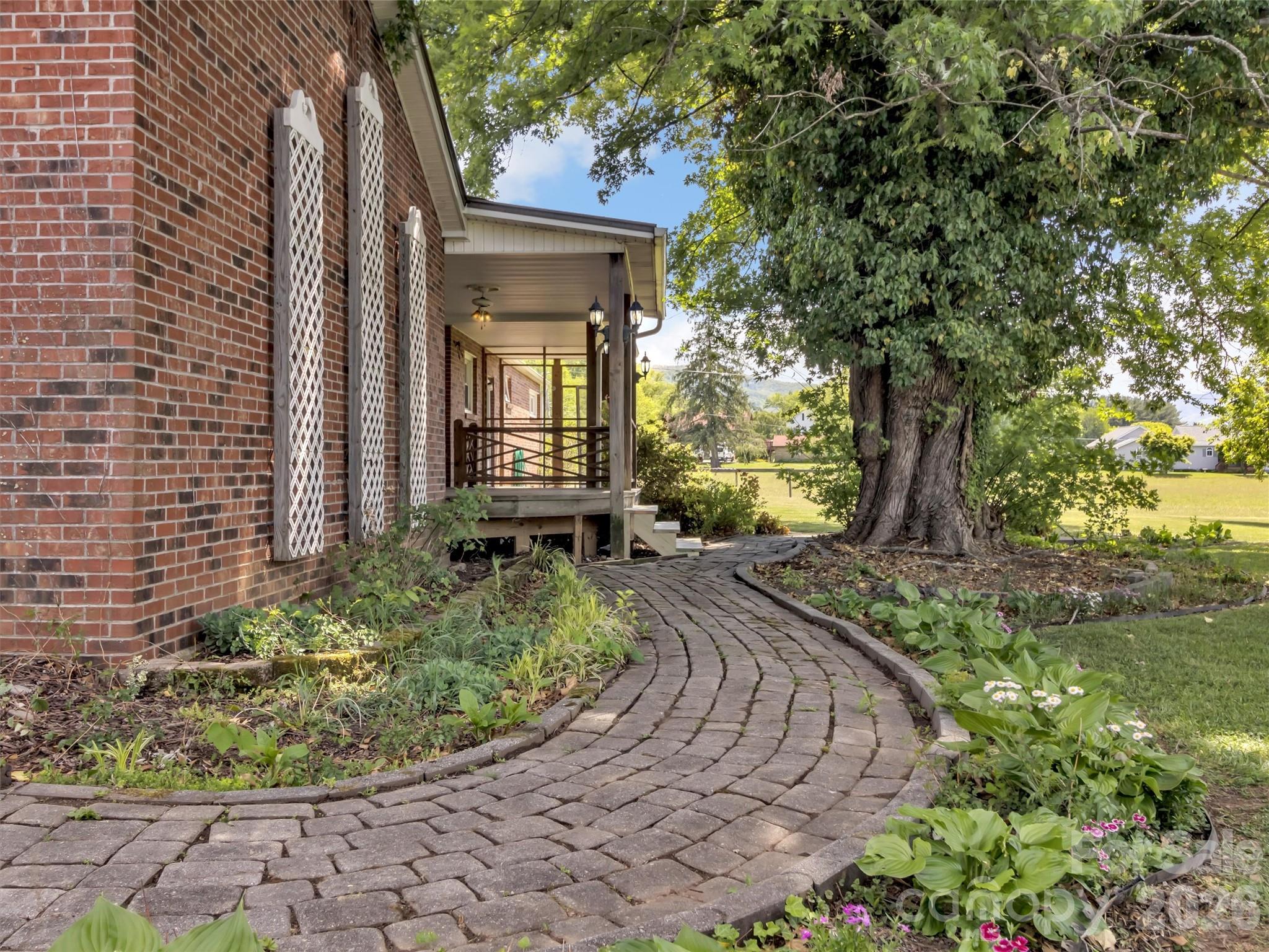 17 Hickory View Lane Canton NC 28716