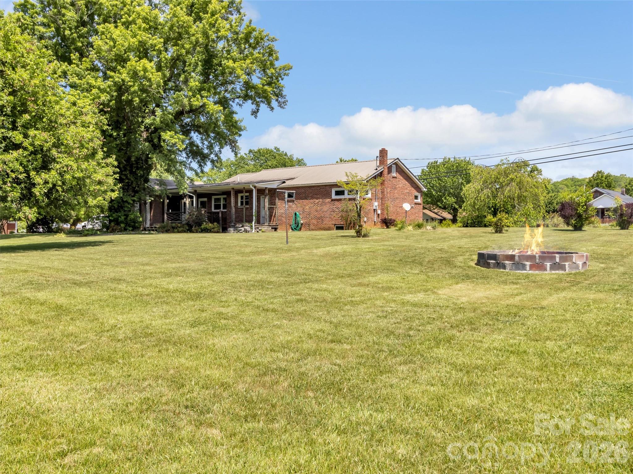 17 Hickory View Lane Canton NC 28716