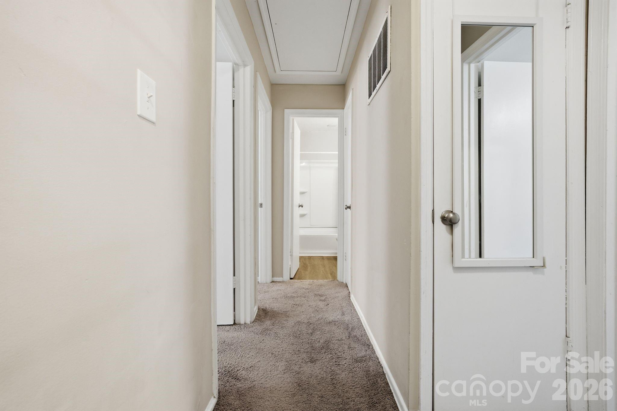 8033 Regent Park Lane Charlotte NC 28210
