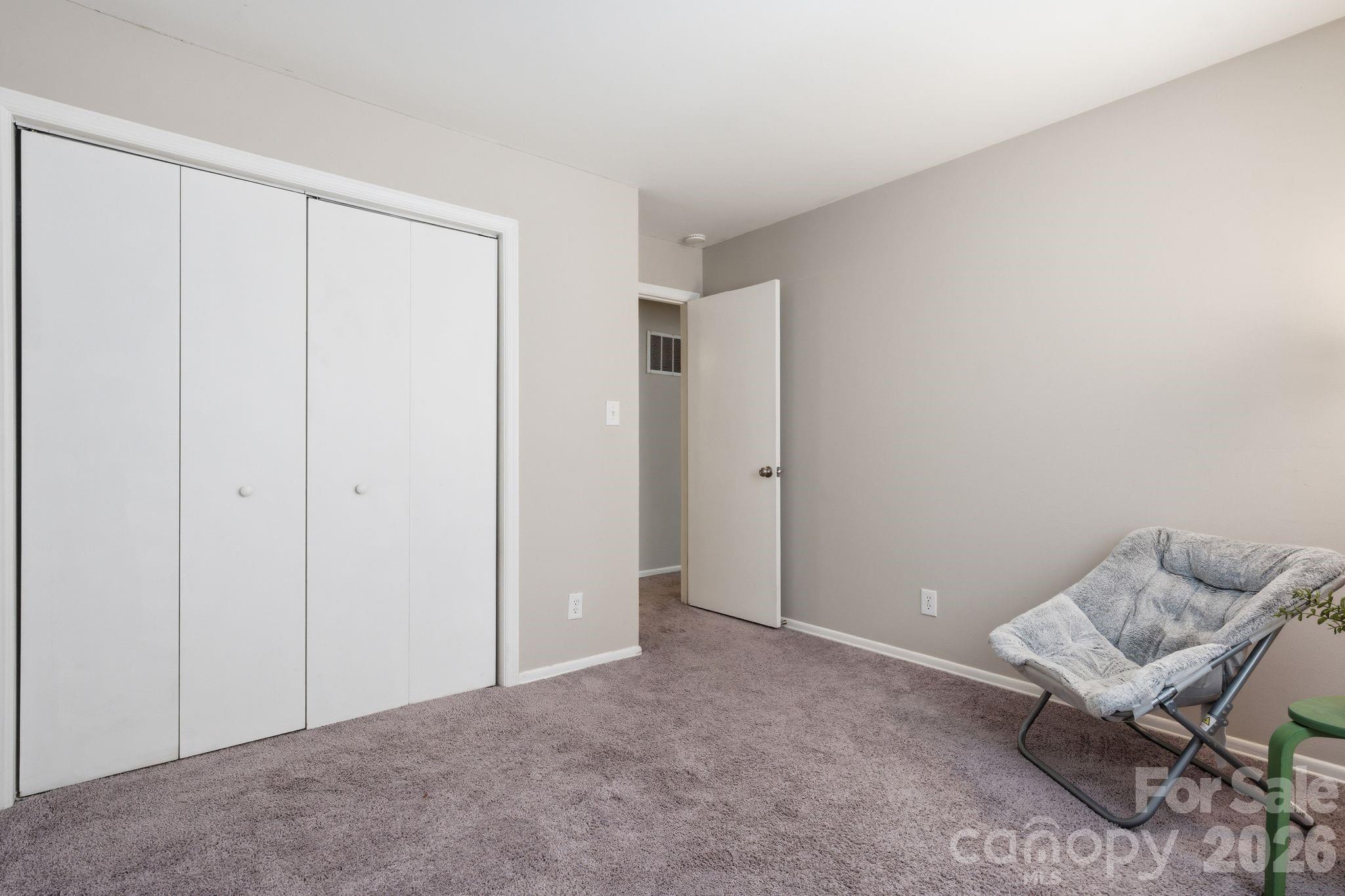 8033 Regent Park Lane Charlotte NC 28210