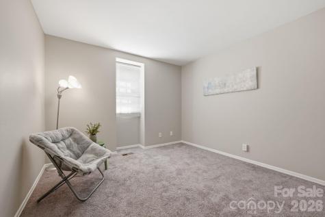 8033 Regent Park Lane Charlotte NC 28210