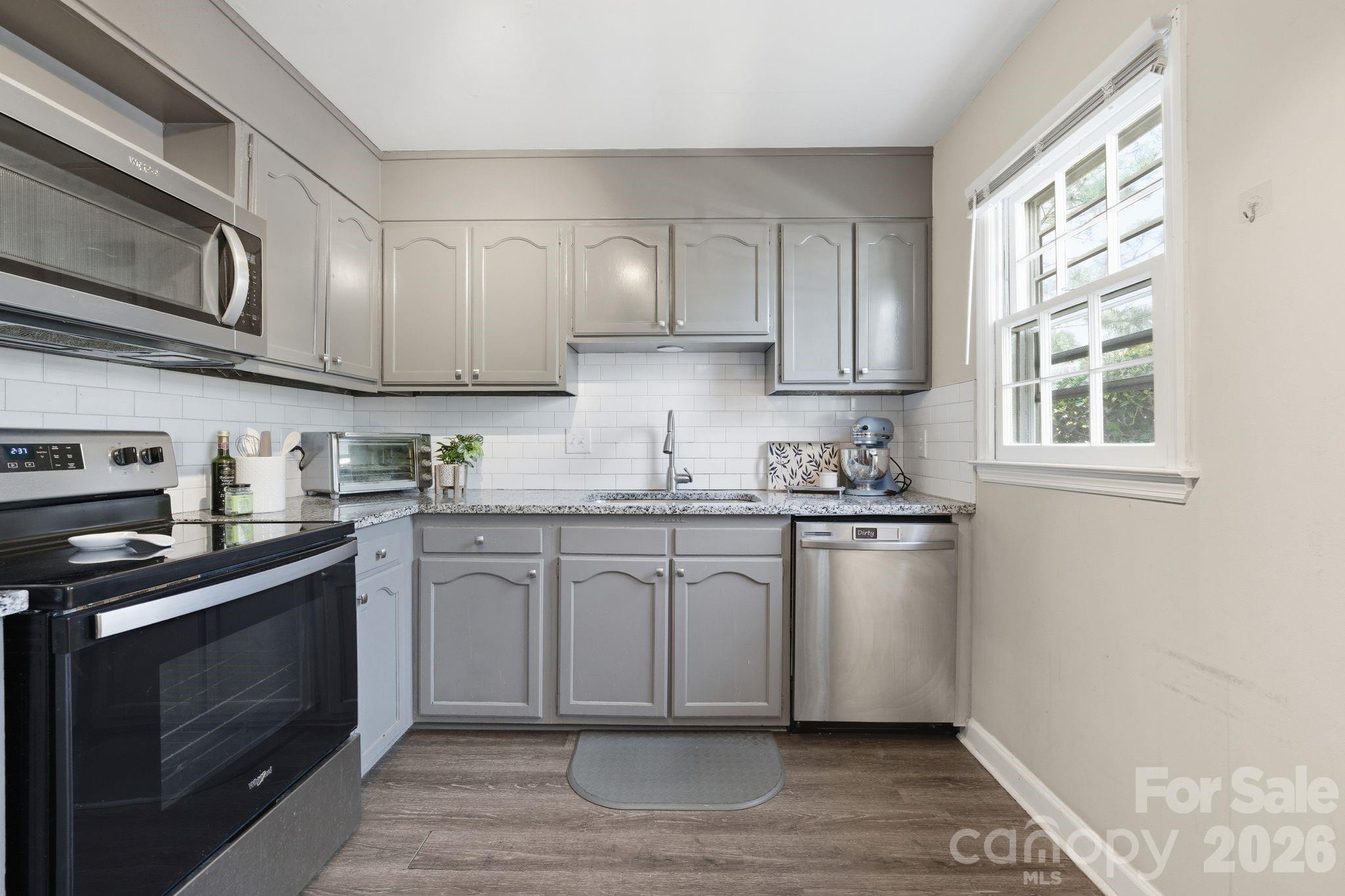 8033 Regent Park Lane Charlotte NC 28210