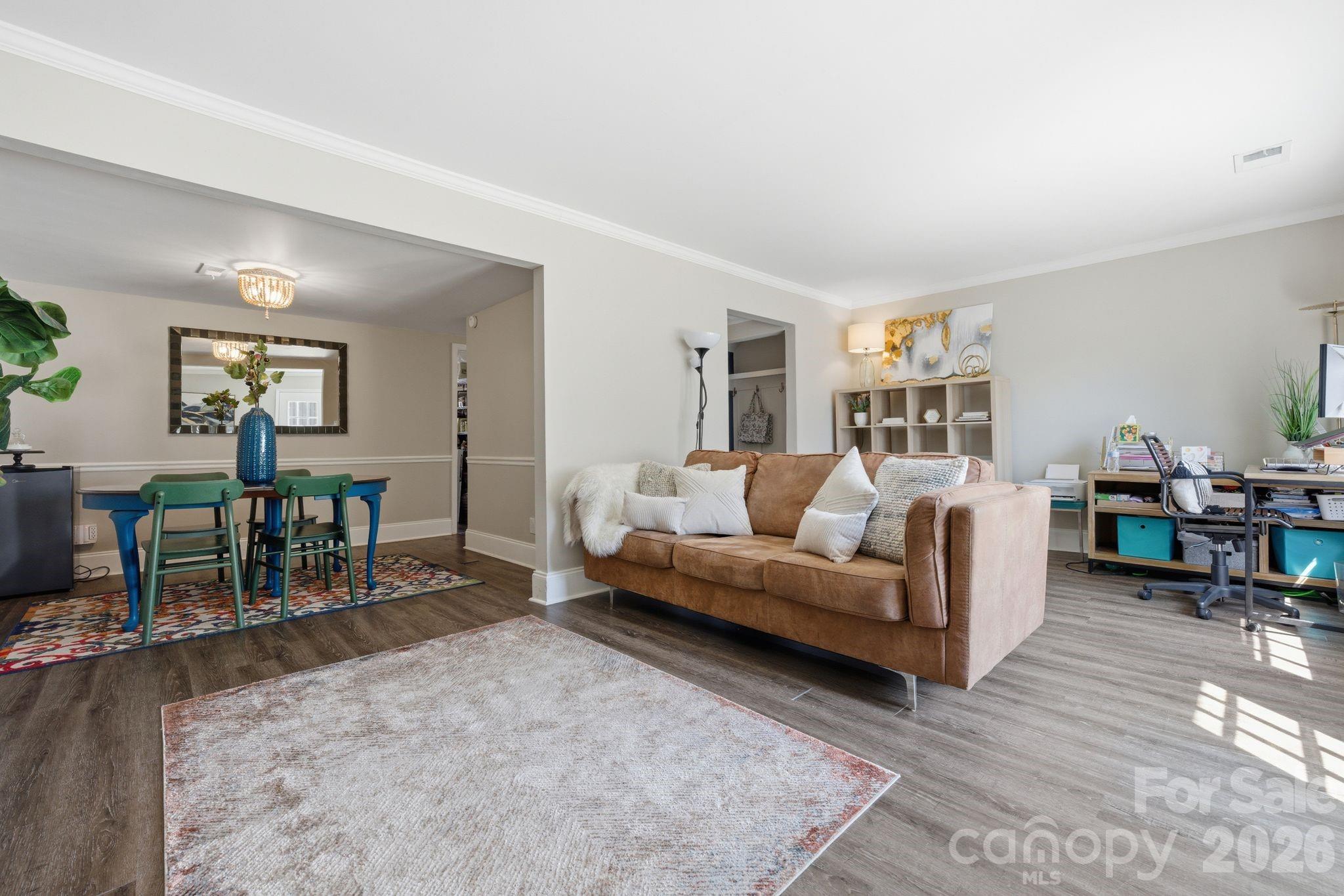 8033 Regent Park Lane Charlotte NC 28210