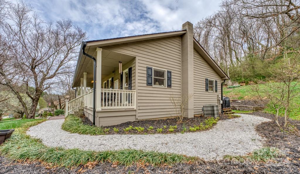 118 Spooks Branch Road Asheville NC 28804