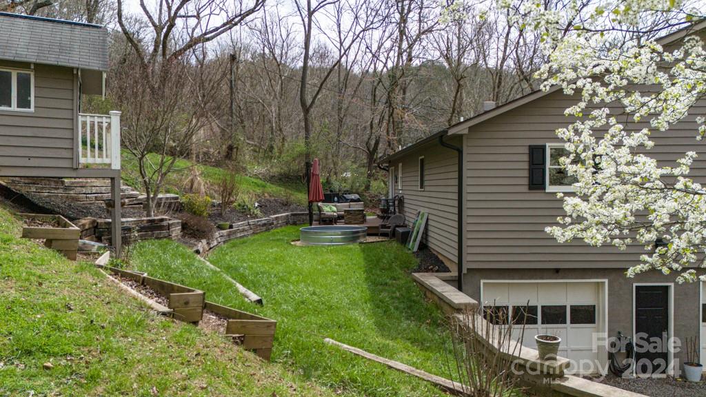 118 Spooks Branch Road Asheville NC 28804