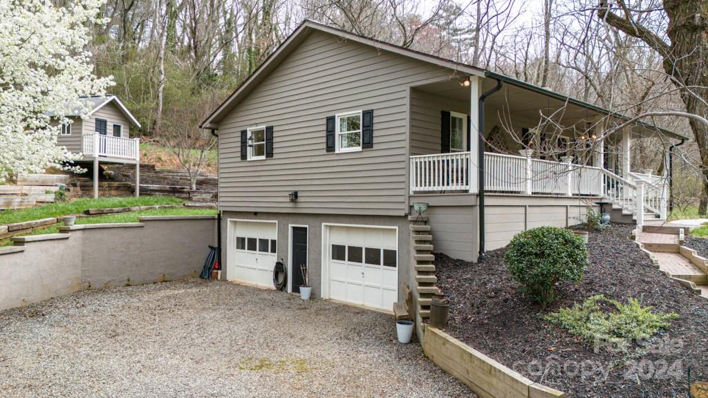 118 Spooks Branch Road Asheville NC 28804