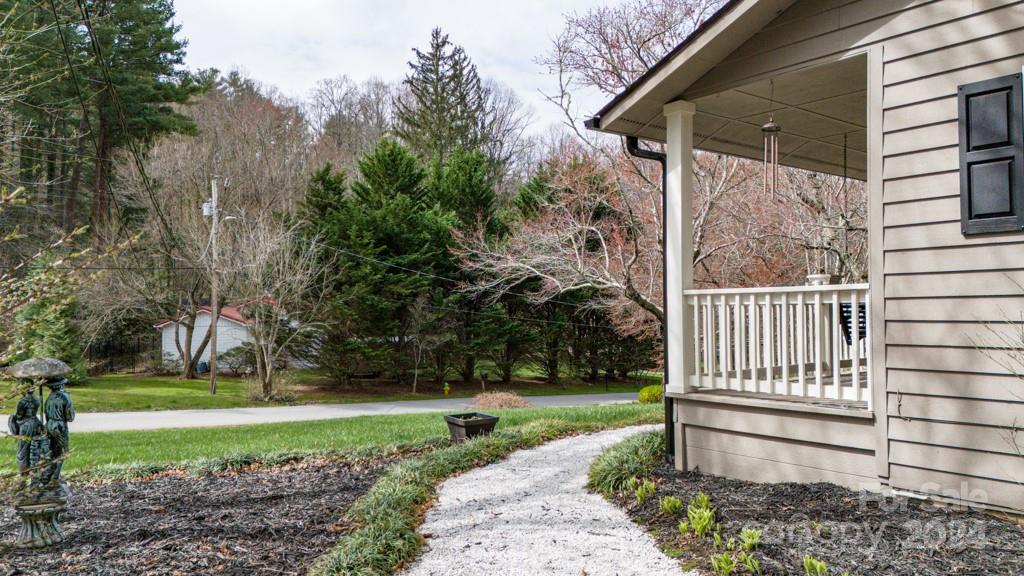 118 Spooks Branch Road Asheville NC 28804