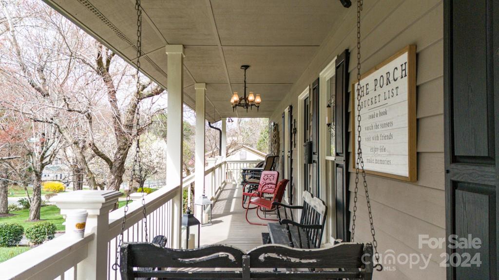 118 Spooks Branch Road Asheville NC 28804
